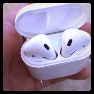 Apple air pods 1st generation